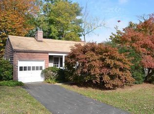 36 Ridgeway Cir, White Plains, NY 10605