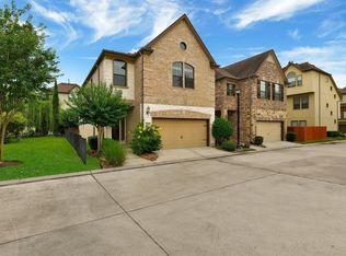 2725 Kings Retreat Cir, Kingwood, TX 77345