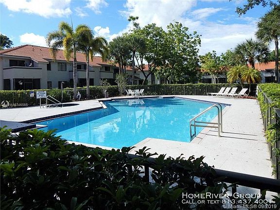 2nd image of 3283 Coral Lake Dr