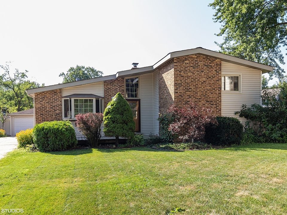1st image of 5543 Mary Ann Ct