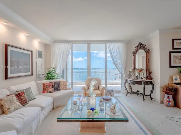 808 Brickell Key Dr APT 1008, Miami, FL 33131