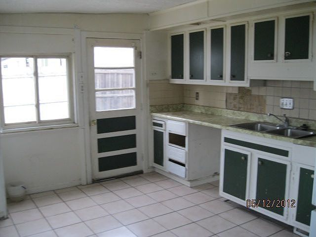 2nd image of 6831 E 75th Pl