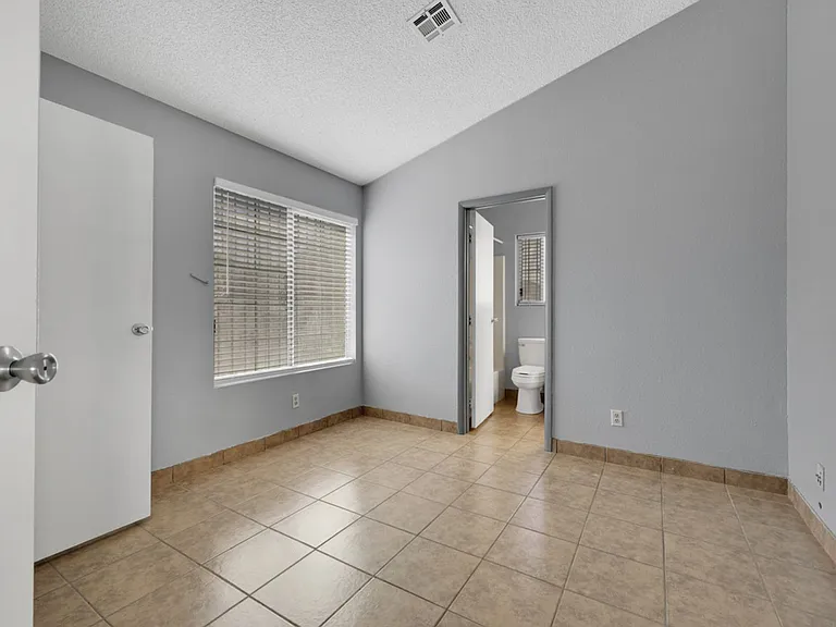 2826 Scotch Heather St — Photo 11