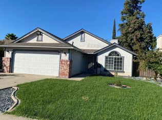 1429 Crossbill Way, Turlock, CA 95382