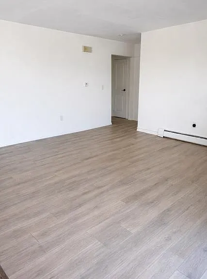 2200 Paterson Plank Rd #5 — Photo 3