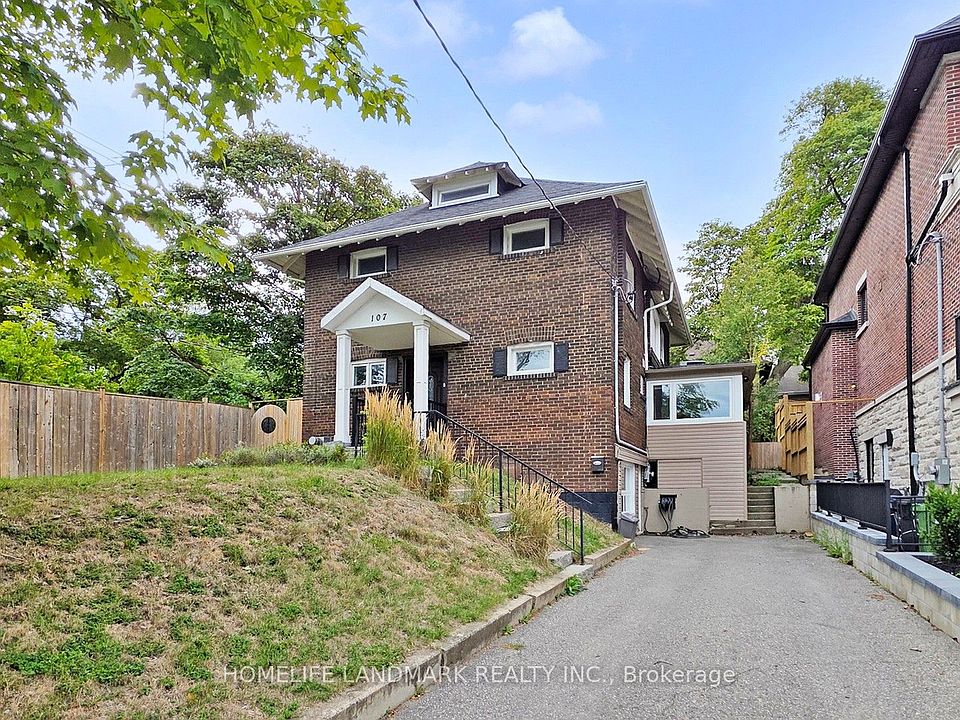 1st image of 107 Lawrence Cres