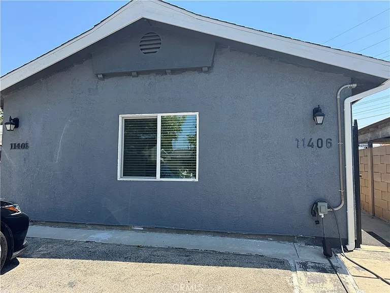 11406 Collett — Photo 15
