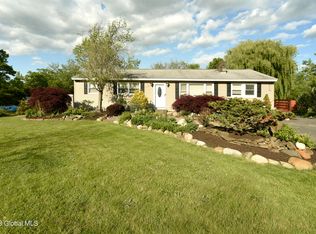 946 Altamont Voorheesville Rd, Altamont, NY 12009