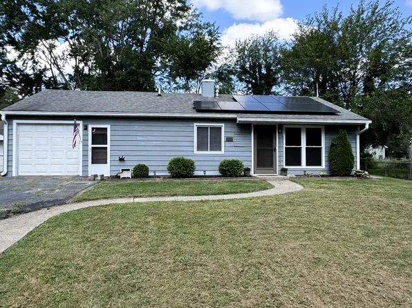 3632 Mayflower Dr, Indianapolis, IN 46221