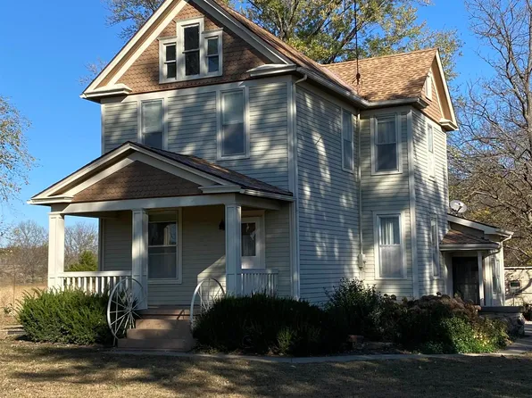 6714 SE 2nd St, Tecumseh, KS 66542