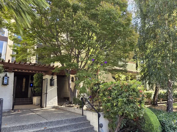 320 Elm St APT 105, San Mateo, CA 94401