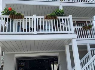 83 Mohawk Ave, Long Beach, NY 11561