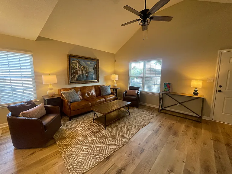 1962 Shoreline Dr — Photo 13