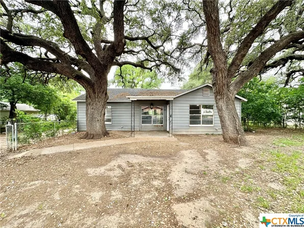 604 W 1st Ave, Belton, TX 76513