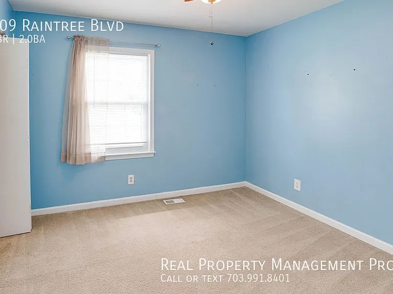 209 Raintree Blvd — Photo 22