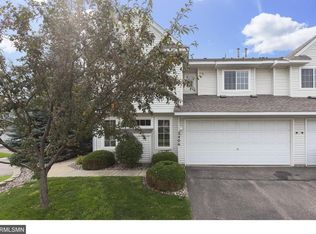 2406 Harvest Way, Chanhassen, MN 55317