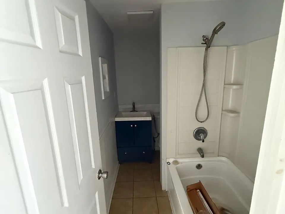 747 George St #3