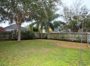 122 Crystal Reef Dr, League City, TX 77573