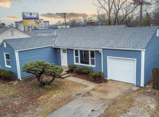 1129 S Stewart Ave, Springfield, MO 65804