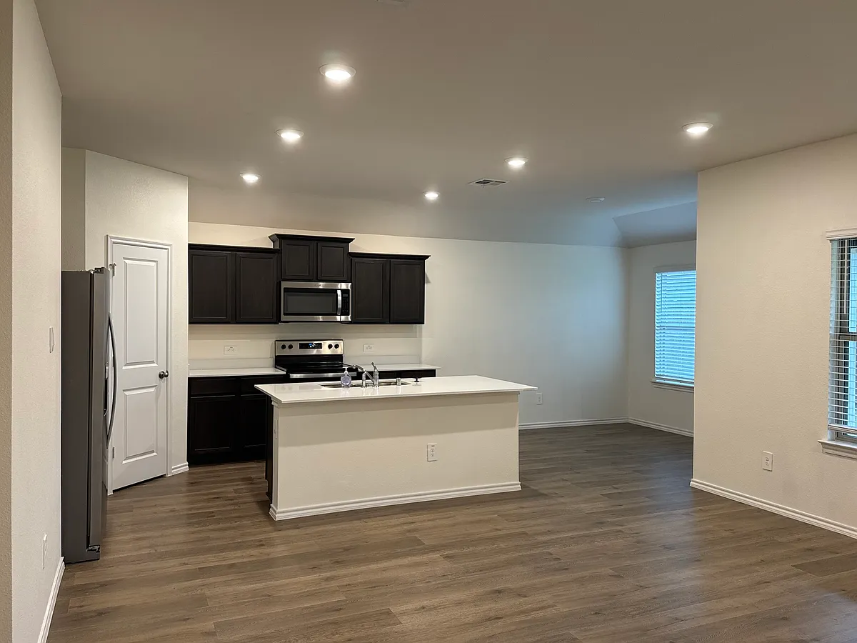 Building Photo - 13136 Hideaway Ln