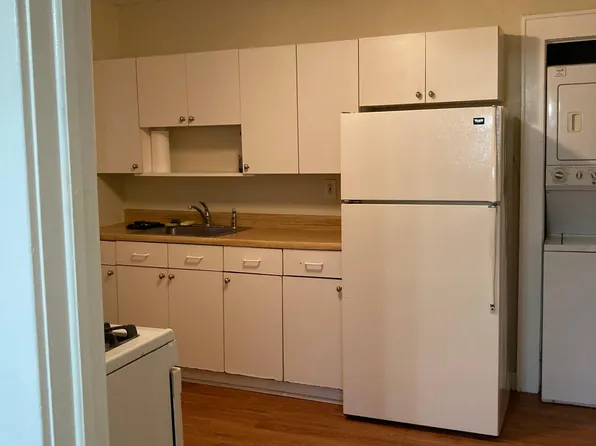 424 Undercliff Avenue image 3 of 14