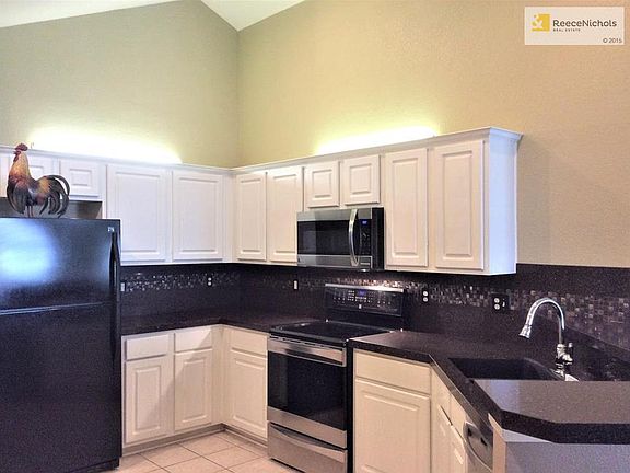 5th image of 6165 NE Kensington Dr #25-D