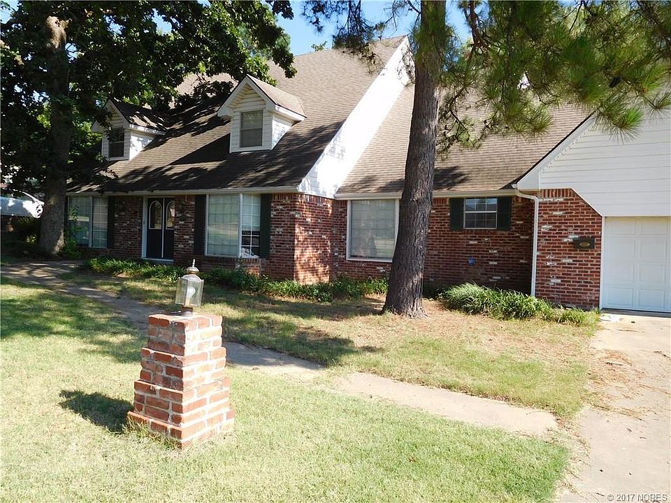 1st image of 505 Lark Dr