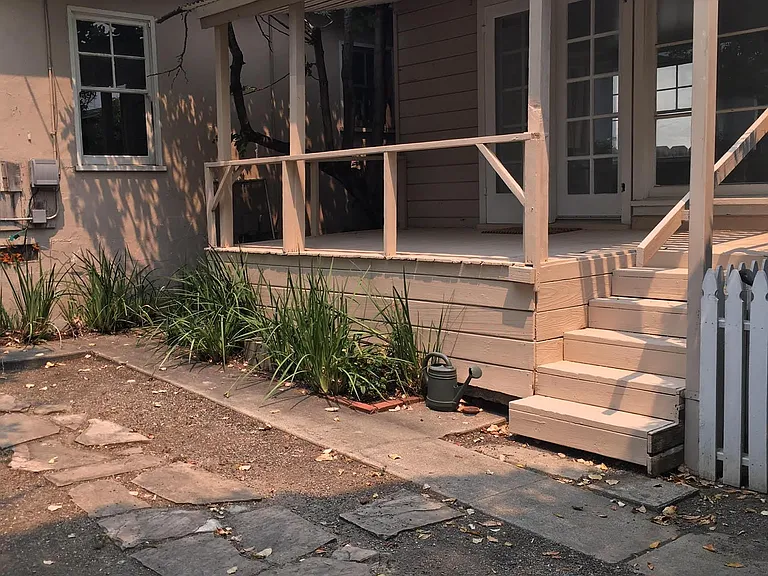 1133 Palm St — Photo 2
