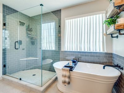 1361 Daffodil Ln, Lewisville, TX, 75077