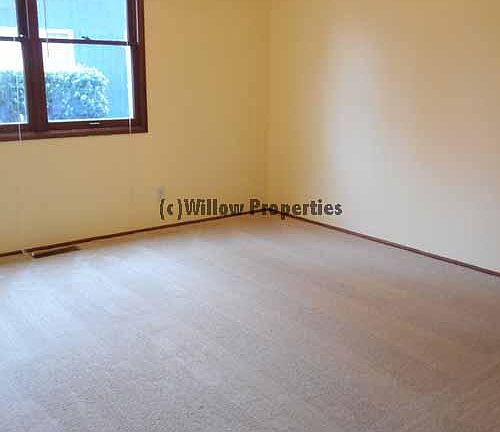3rd image of 3114 91st St S