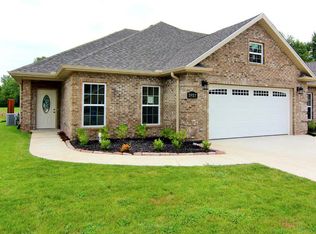 2927 Shadow Wood Ln, Cape Girardeau, MO 63701