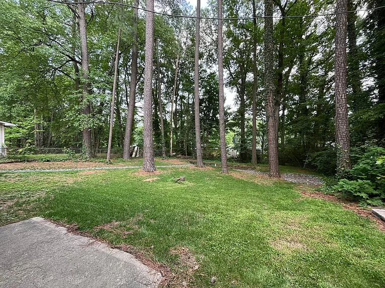 1116 E Geer St #A — Photo 22