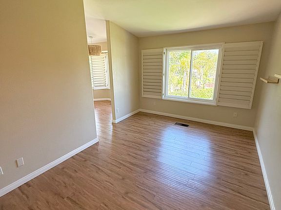 5th image of 709 Bozanich Cir #B