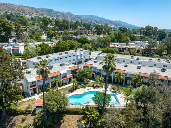 9762 Via Roma, Burbank, CA 91504