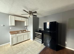 2916 Seneca Ave APT A, Lorain, OH 44055