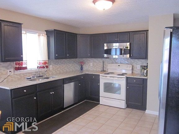 5th image of 2656 Owens Ave SW