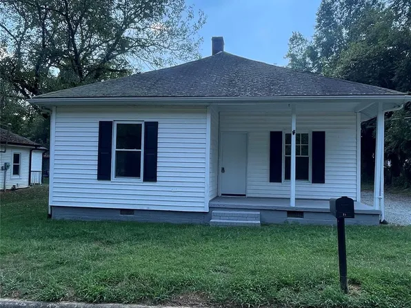 72 Spencer Ave, Mooresville, NC 28115