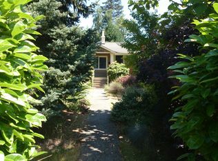 4052 41st Ave SW, Seattle, WA 98116