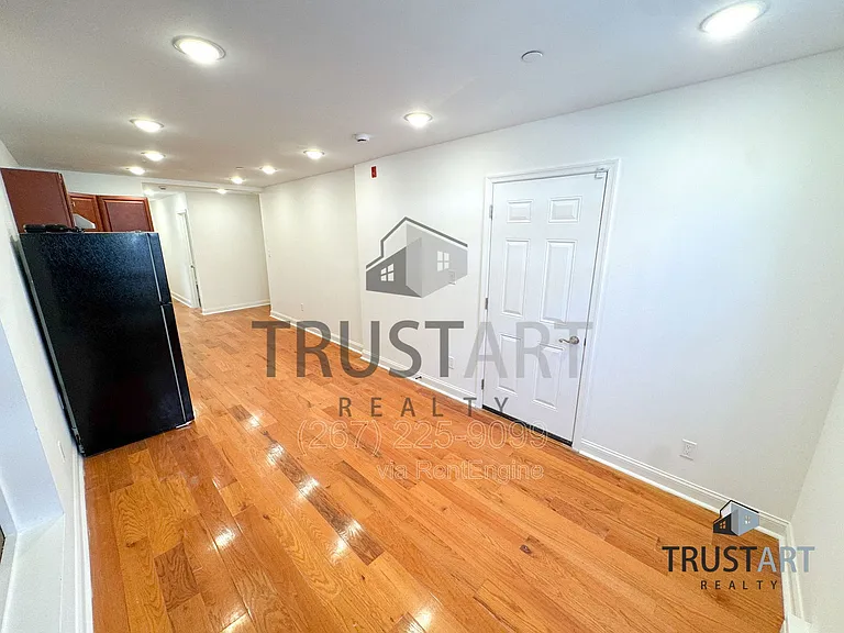 2025 N 4th St #1 — Photo 4
