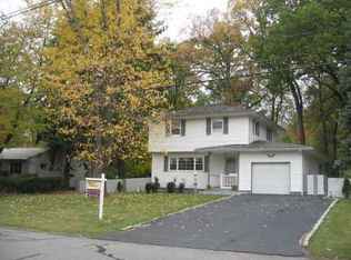 23 Northbrook Rd, Spring Valley, NY 10977