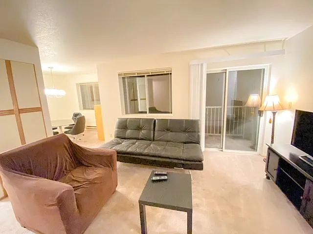 4727 Ravenna Ave NE #401 — Photo 47