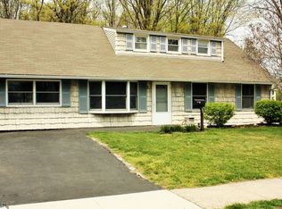 33 Ashley Rd, Edison, NJ 08817