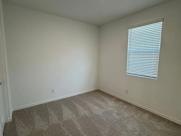 25372 N 76th Dr — Photo 15