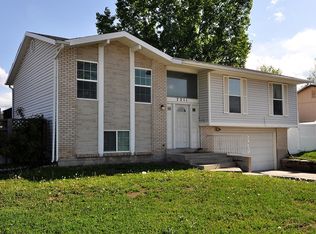 7211 W Gardenia Ave, Magna, UT 84044