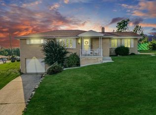 1404 Cherrywood Dr, Finleyville, PA 15332