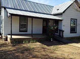 911 Ischar St, Mason, TX 76856