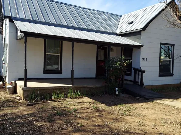 911 Ischar St, Mason, TX 76856