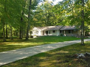 2855 Crockery Shores Rd, Casnovia, MI 49318