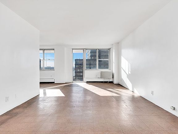 4th image of 303 W 66th St APT 19EW