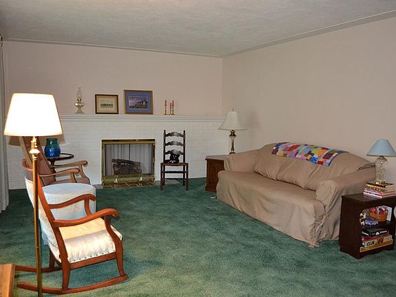 5th image of 850 Dillewood Ave